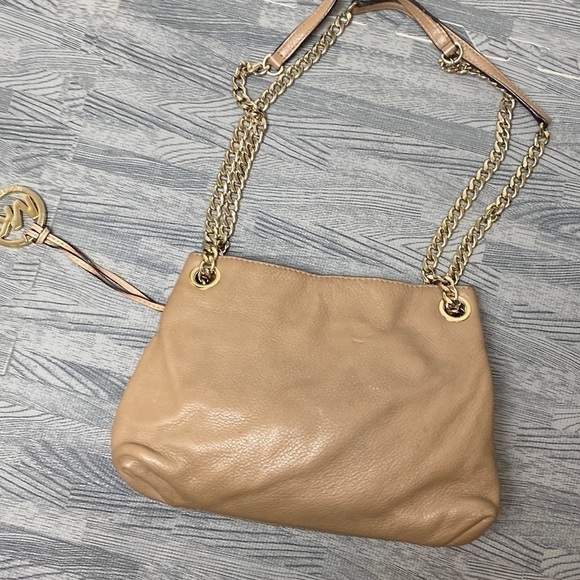 Michael Kors Chain Straps Jet Set Crossbody/Shoulder Bag - Picture 12 of 16